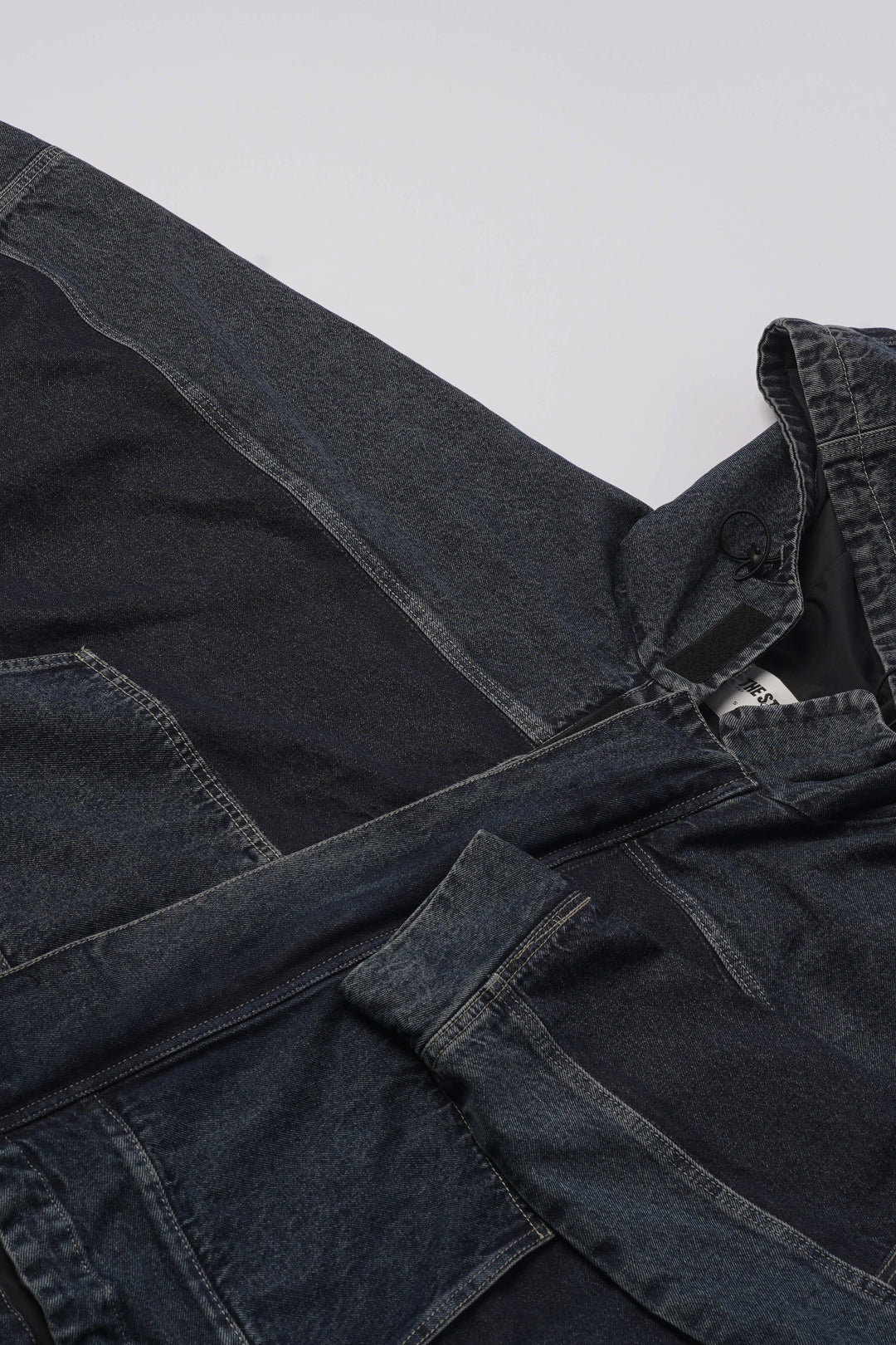 Hooded Trucker Jacket in Navy Blue