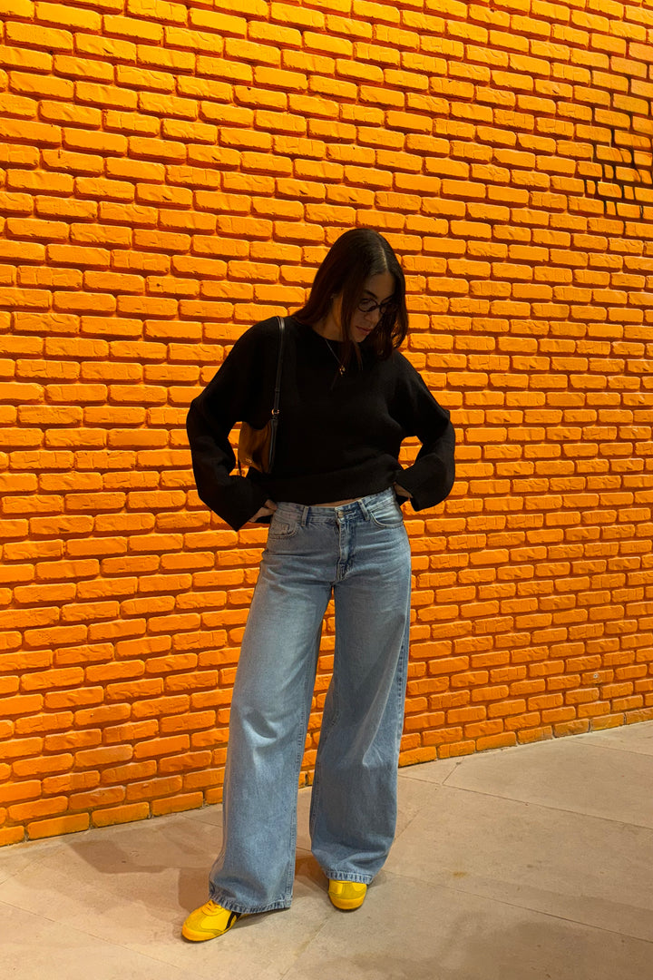 Women's Relaxed Wide Jeans in Snow Blue